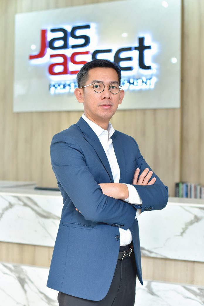 สุพจน์ สิริกุลภัสสร์ J