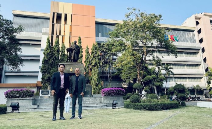 TWZ พร้อมลุยธุรกิจจัดการสอบและวัดความรู้ด้วยระบบดิจิทัลและ AI เต็มสูบ ผนึก ‘ดิจิทัล เอ็ดดูเคชั่น’ และ ม.ราชภัฏพระนคร เปิดตัว ‘ศูนย์การเรียนรู้และการทดสอบดิจิทัล’ ชูจุดเด่น ศูนย์สอบที่ทันสมัยและใหญ่ที่สุดในประเทศ เผยหน่วยงานรัฐ-เอกชนต่อคิวใช้บริการแน่น