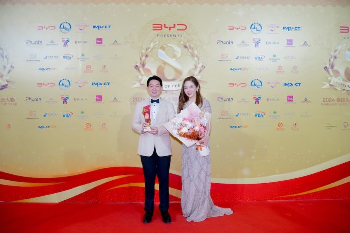 CEO ออริจิ้น พร็อพเพอร์ตี้ คว้ารางวัล Person of the year สาขาสังคมและเศรษฐกิจ