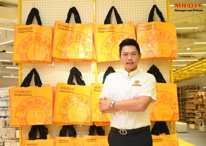 ก.ล.ต. นับหนึ่งแบบไฟลิ่ง ‘MR. D.I.Y.’ เตรียมเสนอขายหุ้น IPO ไม่เกิน 981,482,654 หุ้น ปูทางสู่การเติบโตในธุรกิจค้าปลีกอุปกรณ์ตกแต่งบ้านและสินค้าไลฟ์สไตล์