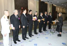 SFLEX น้อมเกล้าฯ ถวายรถพยาบาล พร้อมเครื่องช่วยหายใจแบบขึ้นเฮลิคอปเตอร์