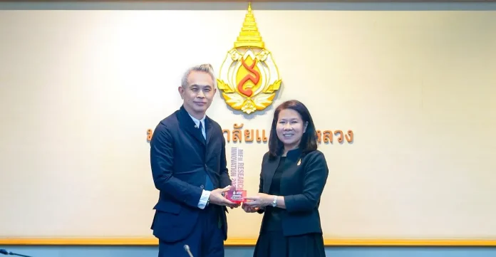 NEO ร่วมมือ ม.แม่ฟ้าหลวง เดินหน้า 2 งานวิจัย เพื่อเพิ่มมูลค่า “กาแฟเกอิชา” และพัฒนาวัสดุเหลือใช้จากเปลือกกาแฟ ต่อยอดเป็นนวัตกรรม “ถ่านกัมมันต์จากเปลือกกาแฟในระบบกรองน้ำ” ยกระดับคุณภาพชีวิตชุมชนพื้นที่สูงในเชียงรายอย่างยั่งยืน