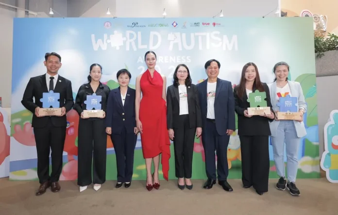 15 ปีที่ยืนหยัดเพื่อความเท่าเทียม...กระทรวง พม. มูลนิธิออทิสติกไทย และทรู คอร์ปอเรชั่น โดยทรูปลูกปัญญา ผนึกพลังขับเคลื่อน “วันรณรงค์ตระหนักรู้ออทิสติกโลก 2569” ภายใต้แนวคิด “A World for All Life” วันที่ 4-12 เม.ย.นี้ ณ Nextopia ชั้น 5 สยามพารากอน