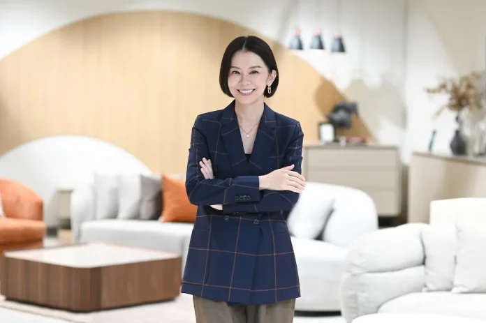 นางสาวพิชพิมพ์ ปัทมสัตยาสนธิ ประธานเจ้าหน้าที่ฝ่ายผลิตภัณฑ์และการค้าบริษัท อินเด็กซ์ ลิฟวิ่งมอลล์ จำกัด (มหาชน)