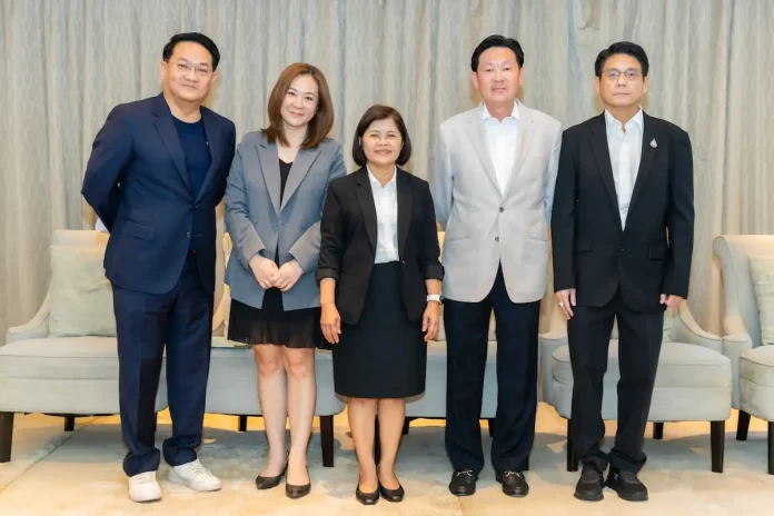 สมาคมอุตสาหกรรมก่อสร้างไทยฯ จัดงานเสวนา “ปลดล็อกมาตรการช่วยเหลือจากภาครัฐ สู่ทางรอดผู้รับเหมาไทยยุคน้ำมันแพง”