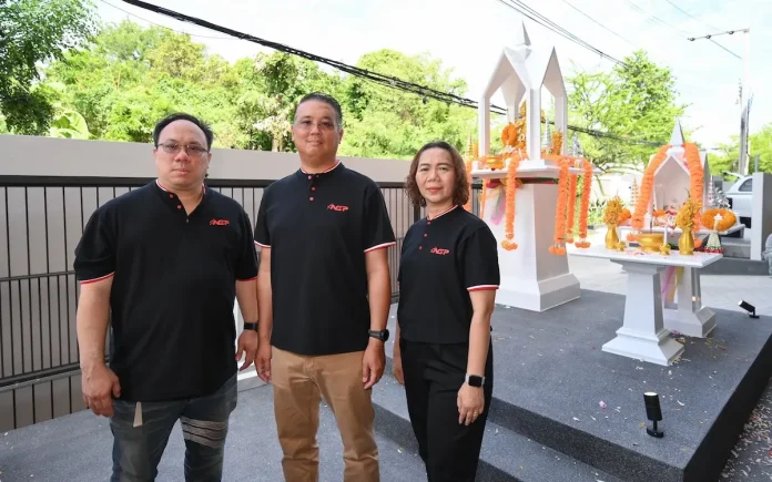 NCP ถือฤกษ์ดี ตั้งศาลพระพรหมและศาลตายาย เสริมสิริมงคลในโอกาสเปิดทำการสำนักงานแห่งใหม่