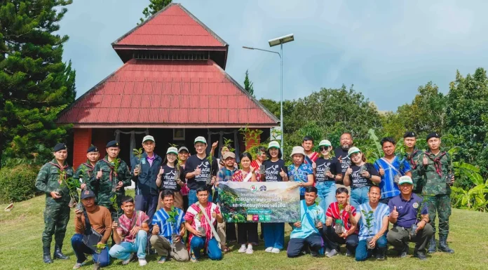 PTG -กาแฟพันธุ์ไทย จับมือ ททท. ปลุกพลัง ESG Tourism ผ่านโครงการ "Village to The World" สืบสานพระราชปณิธาน “พระพันปีหลวง” ส่งมอบต้นกล้ากาแฟกว่า 1.6 หมื่นต้น พลิกฟื้นผืนป่าดอยแบแล