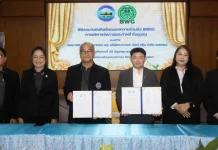 BWG ผนึกเทศบาลตำบลปราสาททอง เซ็น MOU คิกออฟโครงการ “ส่งขยะกลับบ้าน”