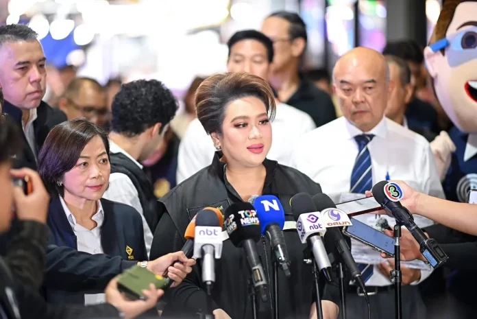 นางสาวศุภมาส อิศรภักดี รัฐมนตรีประจำสำนักนายกรัฐมนตรี
