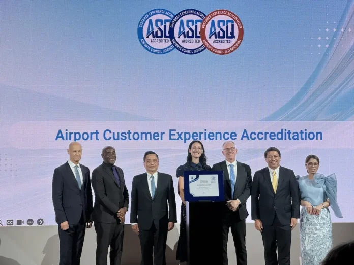 AOT รับมอบใบรับรองคุณภาพการให้บริการ ACI Airport Customer Experience Accreditation 2026 วิจิตต์ แก้วไทรเทียม ผู้อำนวยการท่าอากาศยานดอนเมือง ผู้แทน AOT รับมอบใบรับรอง ACI Accreditation Level 3 ณ เมืองอิสตันบูล