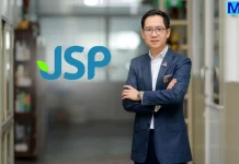 JSP เผย 5 โรคฮิตหน้าฝน ชูเทรนด์ “กินเพื่อป้องกัน” ดันยอดขายวิตามินโต นายพิษณุ แดงประเสริฐ ประธานบริษัท โรงงานเภสัชอุตสาหกรรม เจเอสพี (ประเทศไทย) จำกัด (มหาชน) หรือ JSP ผู้นำด้านการรับจ้างผลิต (OEM) และจำหน่ายยา ผลิตภัณฑ์เสริมอาหาร ยาแผนโบราณ และเครื่องสำอางแบบครบวงจร