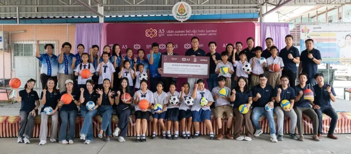 A5 รวมพลังพันธมิตร ฟื้นฟูโรงเรียนหลังน้ำท่วม คืนพื้นที่เรียนรู้ สร้างโอกาสอนาคตเด็กไทย บมจ.แอสเซท ไฟว์ กรุ๊ป (A5) ร่วมกับพันธมิตรจัดกิจกรรม “A5 BUILD A BETTER TOMORROW” ภายใต้โครงการ ESG ฟื้นฟูโรงเรียนวัดอู่ข้าว จังหวัดปทุมธานี หลังประสบภัยน้ำท่วม