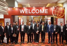 AOT โชว์วิสัยทัศน์พัฒนาสนามบินยุคใหม่ ในงาน PTE Asia 2026 คณะผู้บริหาร บริษัท ท่าอากาศยานไทย จำกัด (มหาชน) (AOT) นำโดยนางสาวปวีณา จริยฐิติพงศ์ และนายศิโรตม์ ดวงรัตน์ เข้าร่วมงาน Passenger Terminal Expo (PTE) Asia 2026 ณ ประเทศสิงคโปร์