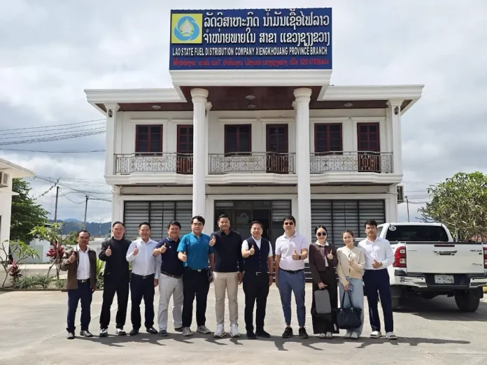 APM–DAOL เข้าเยี่ยมชม “ยอดงึม พาวเวอร์” หารือแลกเปลี่ยนข้อมูลธุรกิจ ผู้บริหาร APM และ บล.ดาโอ (DAOL) เข้าเยี่ยมชมและหารือแนวทางธุรกิจโรงกลั่นน้ำมัน “ยอดงึม พาวเวอร์” ใน สปป.ลาว