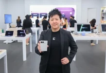 CPW สร้างปรากฏการณ์ iPhone Duo วันแรกคึกคัก ยอดจองล้น การวางจำหน่าย iPhone Duo สมาร์ตโฟนจอพับรุ่นแรกวันแรกที่ร้าน iStudio by copperwired โดย CPW