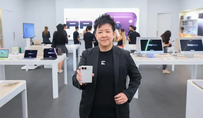 CPW สร้างปรากฏการณ์ iPhone Duo วันแรกคึกคัก ยอดจองล้น ตอกย้ำผู้นำนวัตกรรมสมาร์ตโฟนจอพับรุ่นแรกสู่ตลาดไทย การวางจำหน่าย iPhone Duo สมาร์ตโฟนจอพับรุ่นแรกวันแรกที่ร้าน iStudio by copperwired โดย CPW