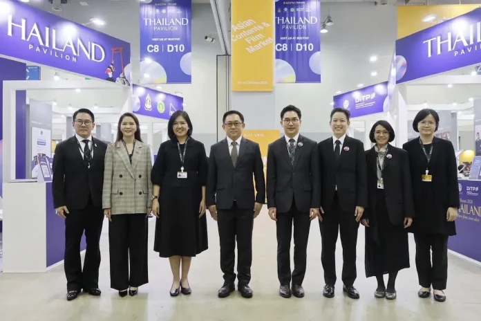 พาณิชย์ ปลื้ม! ผลเจรจาการค้า ACFM 2026 ปูซาน เกาหลีใต้ ทะลุเป้า กว่า 767 ล้านบาท จับคู่ธุรกิจ 396 นัดหมาย ดันคอนเทนต์ไทยสู่ตลาดโลก นายวราวุฒิ สมหวังประเสริฐ อธิบดีกรมส่งเสริมการค้าระหว่างประเทศ (DITP) นำทัพผู้ประกอบการไทยร่วมงาน ACFM 2026 ณ เมืองปูซาน สร้างมูลค่าเจรจากว่า 767 ล้านบาท