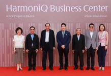 SPI จัดพิธีลงเสาเอก HarmoniQ Business Center ศรีราชา พิธีลงเสาเอกโครงการ HarmoniQ Business Center อาคารสำนักงานให้เช่าสมัยใหม่แห่งใหม่โดยเครือสหพัฒน์ (SPI) ที่ศรีราชา ชลบุรี