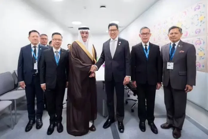 ไอแบงก์ร่วมการหารือทวิภาคีกระทรวงการคลัง–IsDB Group เสริมความร่วมมือเพื่อการพัฒนา ขยายโอกาสทางการเงิน ผู้บริหารธนาคารอิสลามแห่งประเทศไทยเข้าร่วมการหารือทวิภาคีกระทรวงการคลังและกลุ่มธนาคารพัฒนาอิสลาม (IsDB Group)