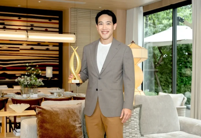 PROUD ชูวารัณย์ (VARUNN) บ้านเพื่อทุกชีวิตที่ดี คว้ารางวัล Best Luxury Wellbeing Housing Development 2026 โครงการบ้านเดี่ยวระดับลักชัวรี วารัณย์ แจ้งวัฒนะ-ราชพฤกษ์ จาก พราว เรียล เอสเตท (PROUD) คว้ารางวัล Best Luxury Wellbeing Housing Development จากเวที PropertyGuru Thailand Property Awards 2026