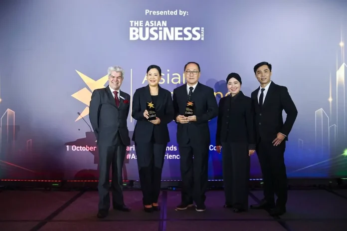 กระหึ่มเอเชีย! ทรูคว้า 2 รางวัลใหญ่ ด้านประสบการณ์ลูกค้าแห่งปี จาก Asian Experience Awards 2026 ประเทศสิงคโปร์ ทรู คอร์ปอเรชั่น คว้า 2 รางวัลใหญ่ด้านประสบการณ์ลูกค้าจากเวที Asian Experience Awards 2026 ประเทศสิงคโปร์